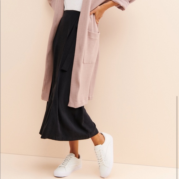 Shorter Days Robe by Eve gravel - Picture 4 of 5